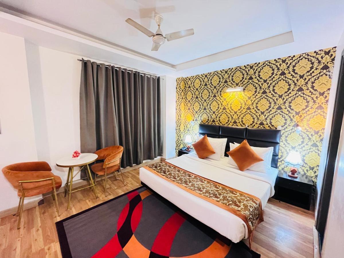 Hotel At Residency Kaushambi Couple Friendly Ghaziabad Eksteriør bilde