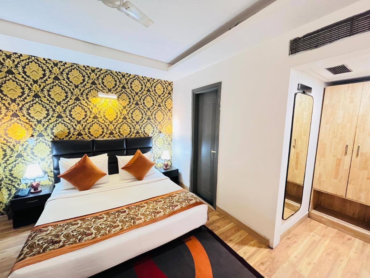 Hotel At Residency Kaushambi Couple Friendly Ghaziabad Eksteriør bilde
