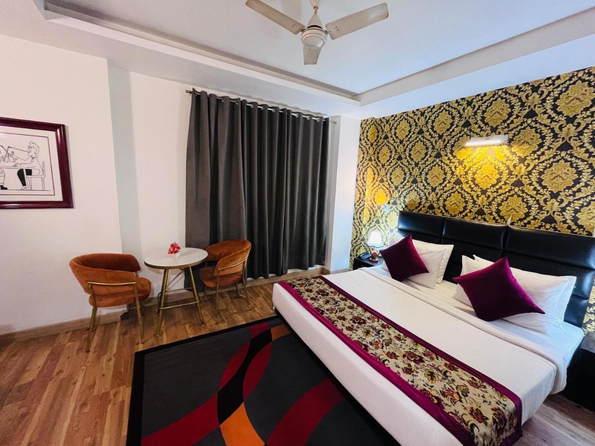 Hotel At Residency Kaushambi Couple Friendly Ghaziabad Eksteriør bilde